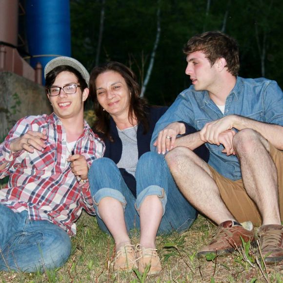 Meet your Posher, Ellen - Picture 1 of 1